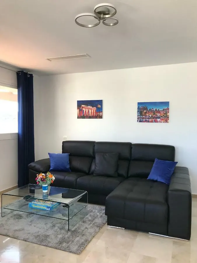 Penthouse Charming Nueva Alcaidesa Apartment